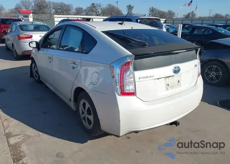 2013 Toyota Prius Three z USA, uszkodzony, nr VIN JTDKN3DUXD5540702